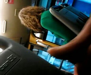 Güzel genç öğrenci lifts ona etek için drill sex hd erotik vajina